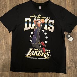 BNWT Men’s Anthony Davis Los Angeles Lakers T-Shirt Size 2X